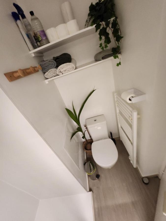 En Centre Ville, Studio Avec Terrasse Et Parking Apartment Chartres